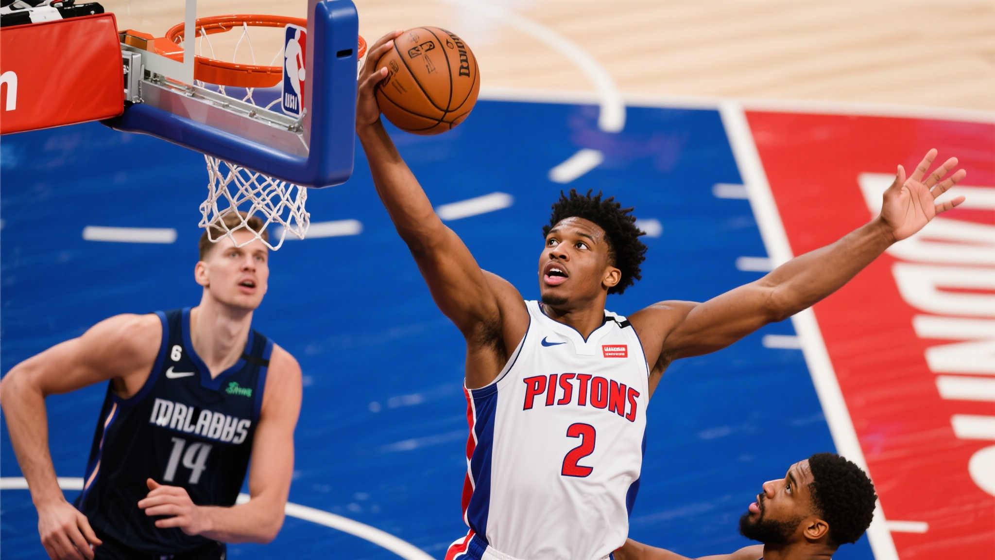 马威失手无憾,洛媒力荐湖人三大中锋!波神入围,杜伦霸气领跑