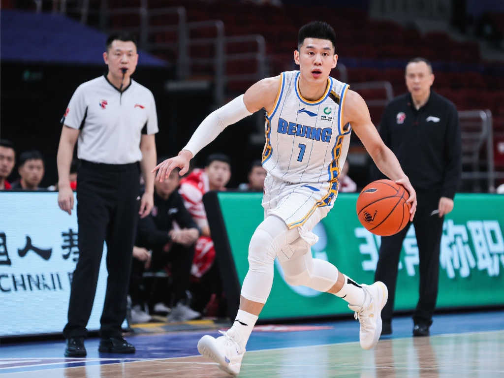 北京G1取胜!队长与球迷一致点赞:投篮顺下兼具球权处理,表现无可挑剔